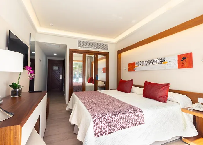 Hotell Hipotels La Geria 4*