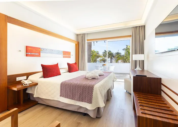 Hotell Hipotels La Geria 4*