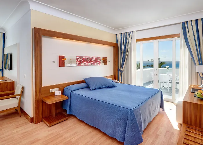 Hotell Hipotels La Geria