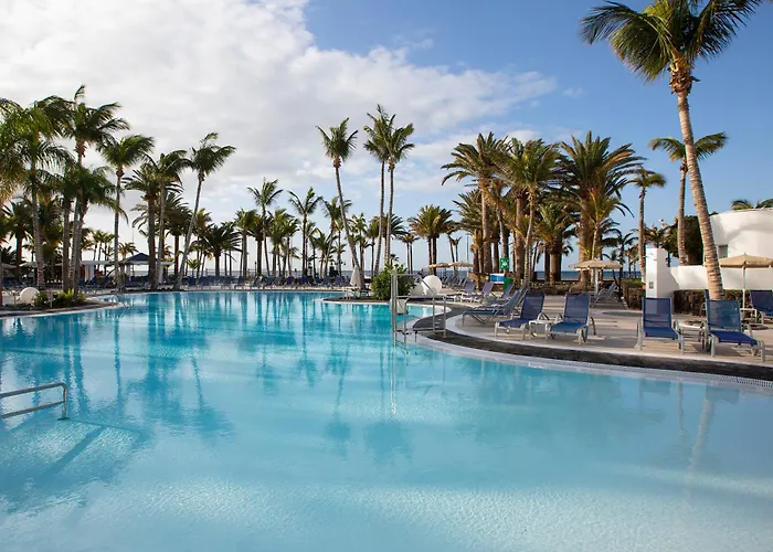 Hotel Hipotels La Geria 4*