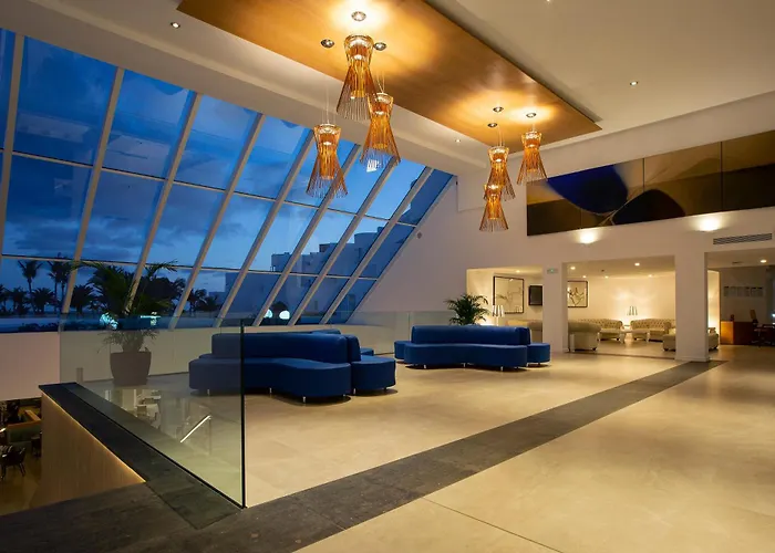 Hipotels La Geria Hotel 4*